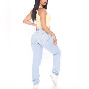 Women's Favorite Getaway Destroyed Straight Leg Jeans in Light Blue Wash